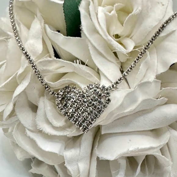Vintage Rhinestone Heart Necklace and Chain - Picture 2 of 9